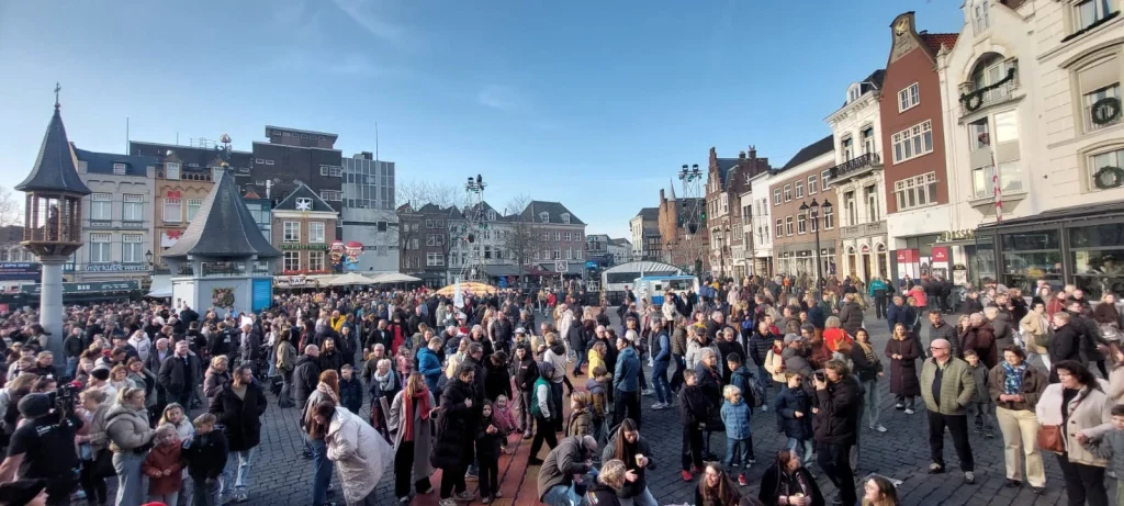 Waarom Serious Request in Den Bosch in 2025 een record opleverde: samenwerking, verbinding en toegankelijkheid maakten deze editie uniek.