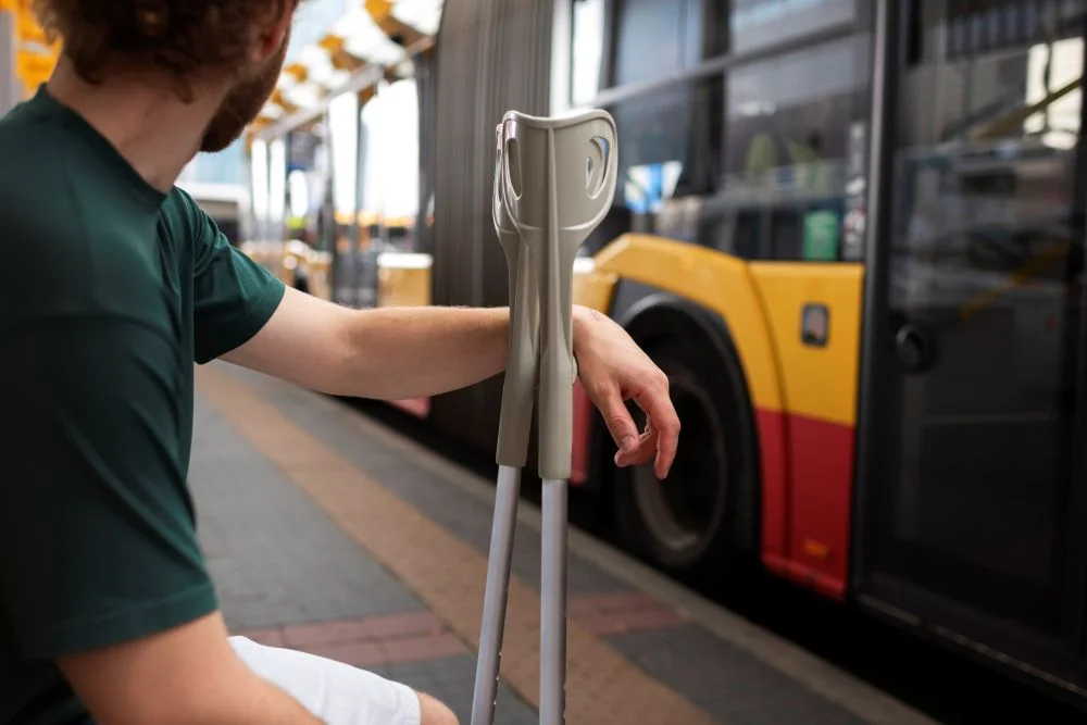 Hoe toegankelijk zijn de bushaltes in Den Bosch? Bekijk de cijfers, vergelijkingen en deel jouw ervaringen met het openbaar vervoer.