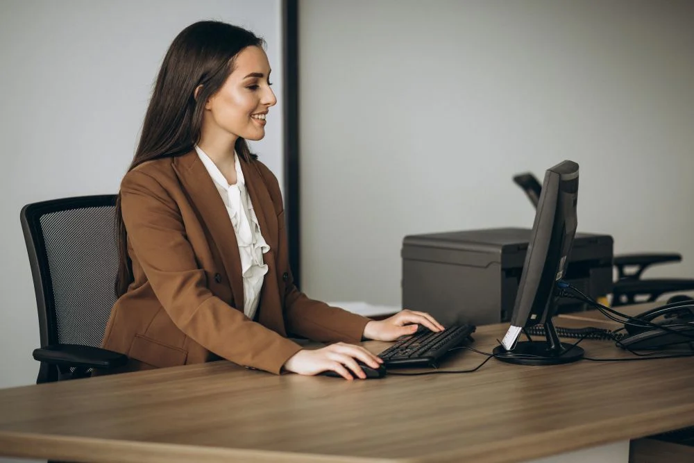 Help je ons mee achter de schermen met lichte administratieve en organisatorische werkzaamheden?